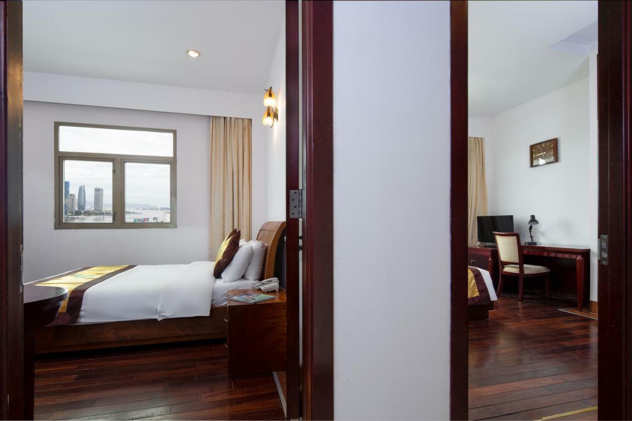 Da Nang Riverside Hotel Екстер'єр фото