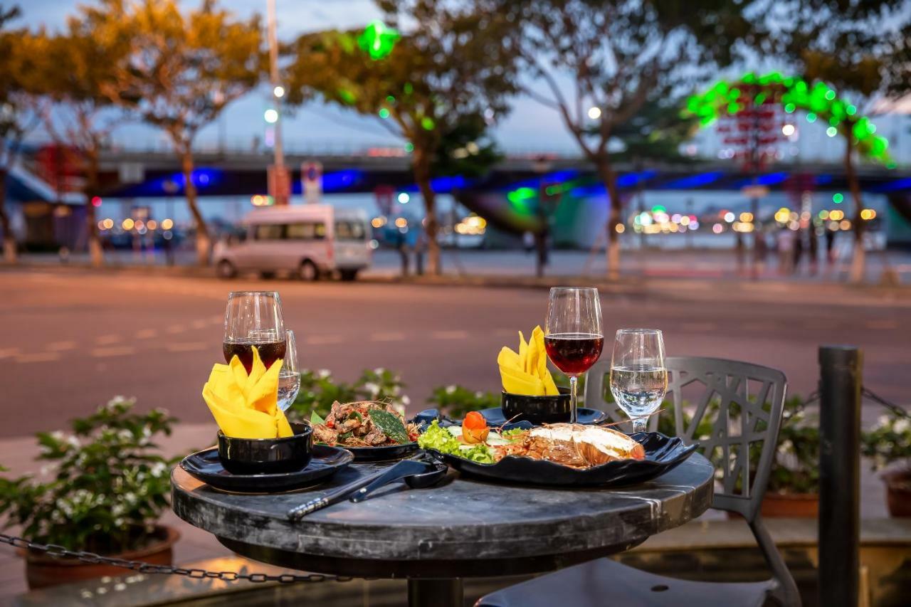 Da Nang Riverside Hotel Екстер'єр фото